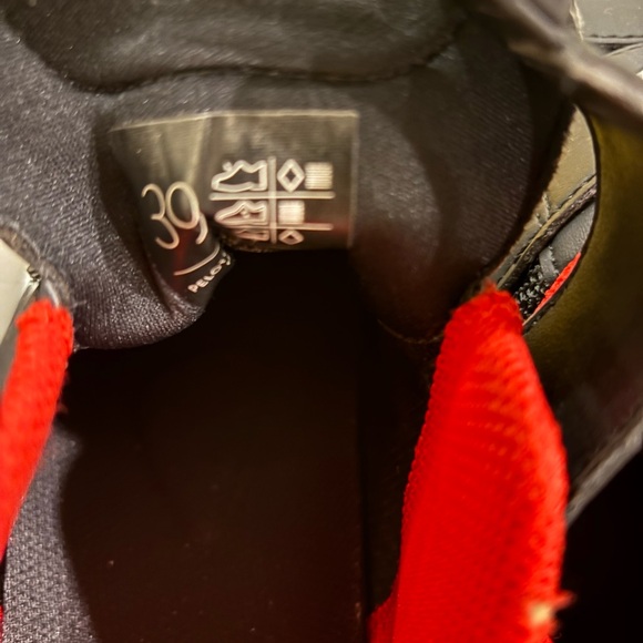 Peloton Shoes - Picture 5 of 5